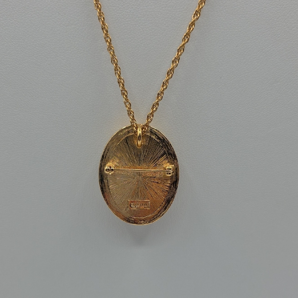 Avon Gold Cameo Pendant Necklace And Pin - Picture 5 of 11